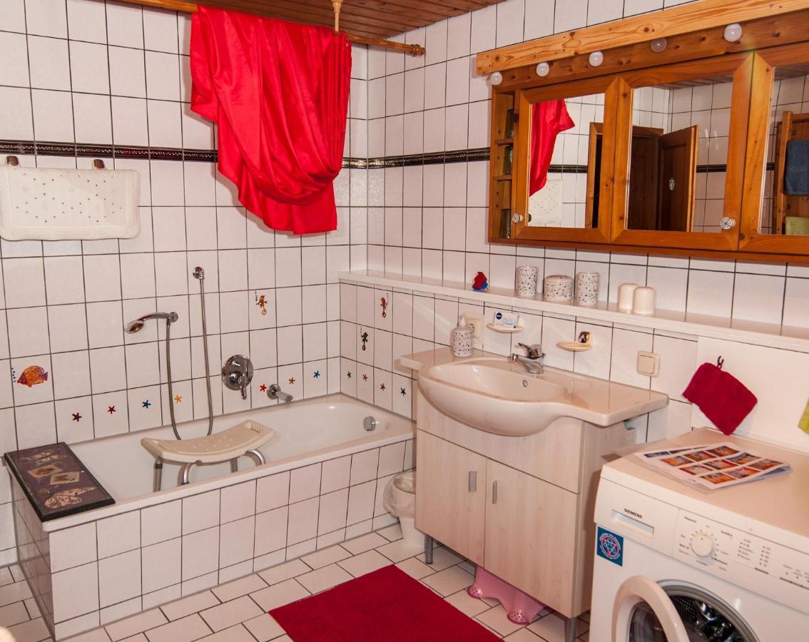 Ferienwohnung Sternschnuppe Chieming Bagian luar foto